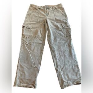 American Eagle Outfitters Olive Cargo Pants | Size 18 | Like New